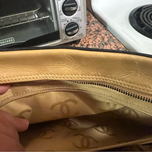 Chanel bag - Picture 5 of 14